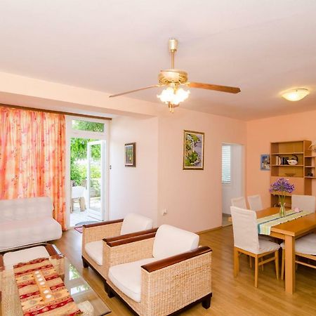 Wisteria Apartment Дубровник Екстер'єр фото