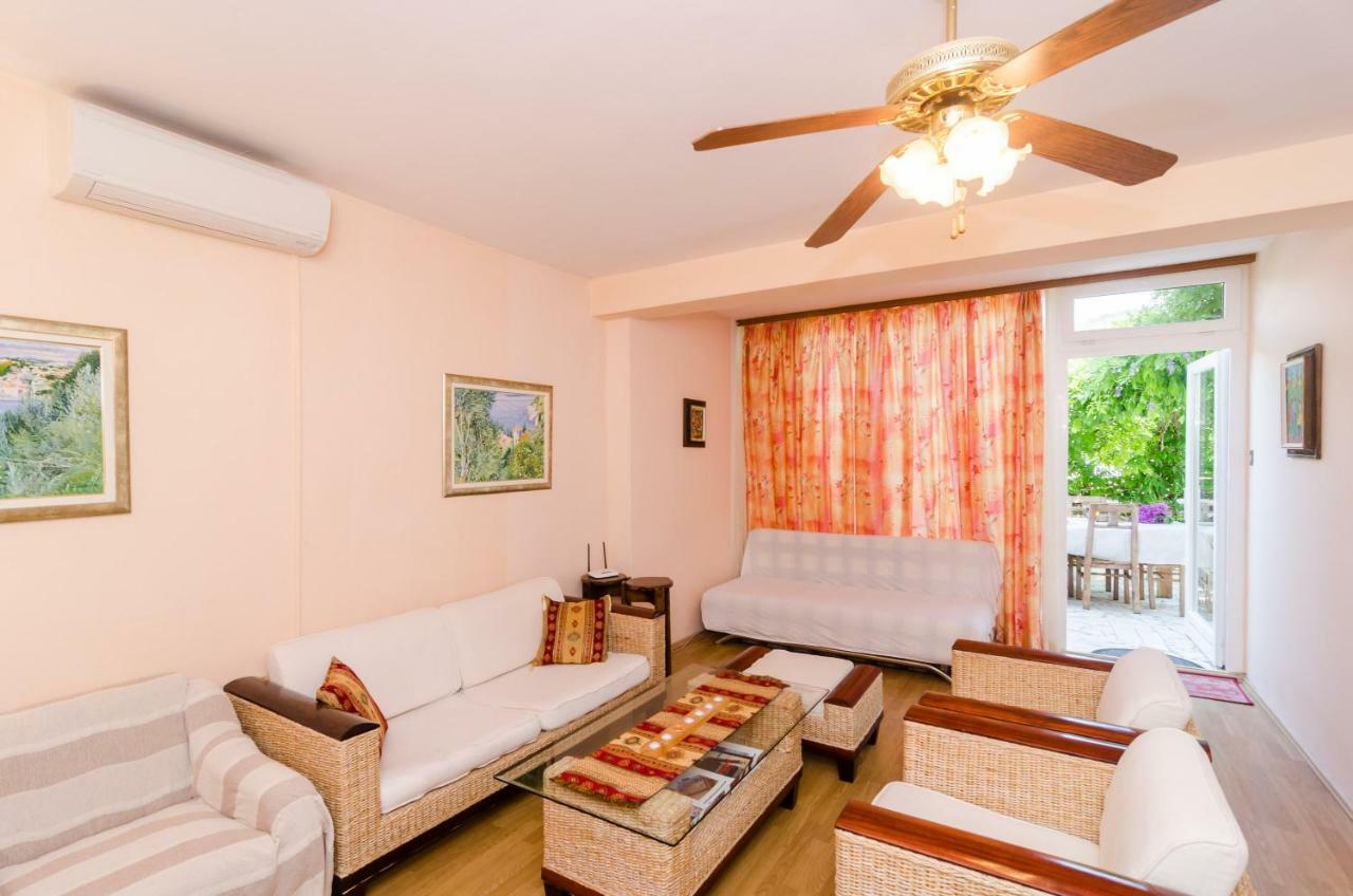 Wisteria Apartment Дубровник Екстер'єр фото