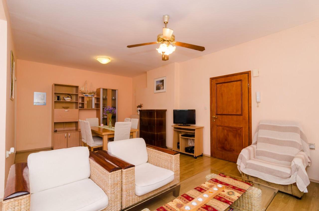 Wisteria Apartment Дубровник Екстер'єр фото